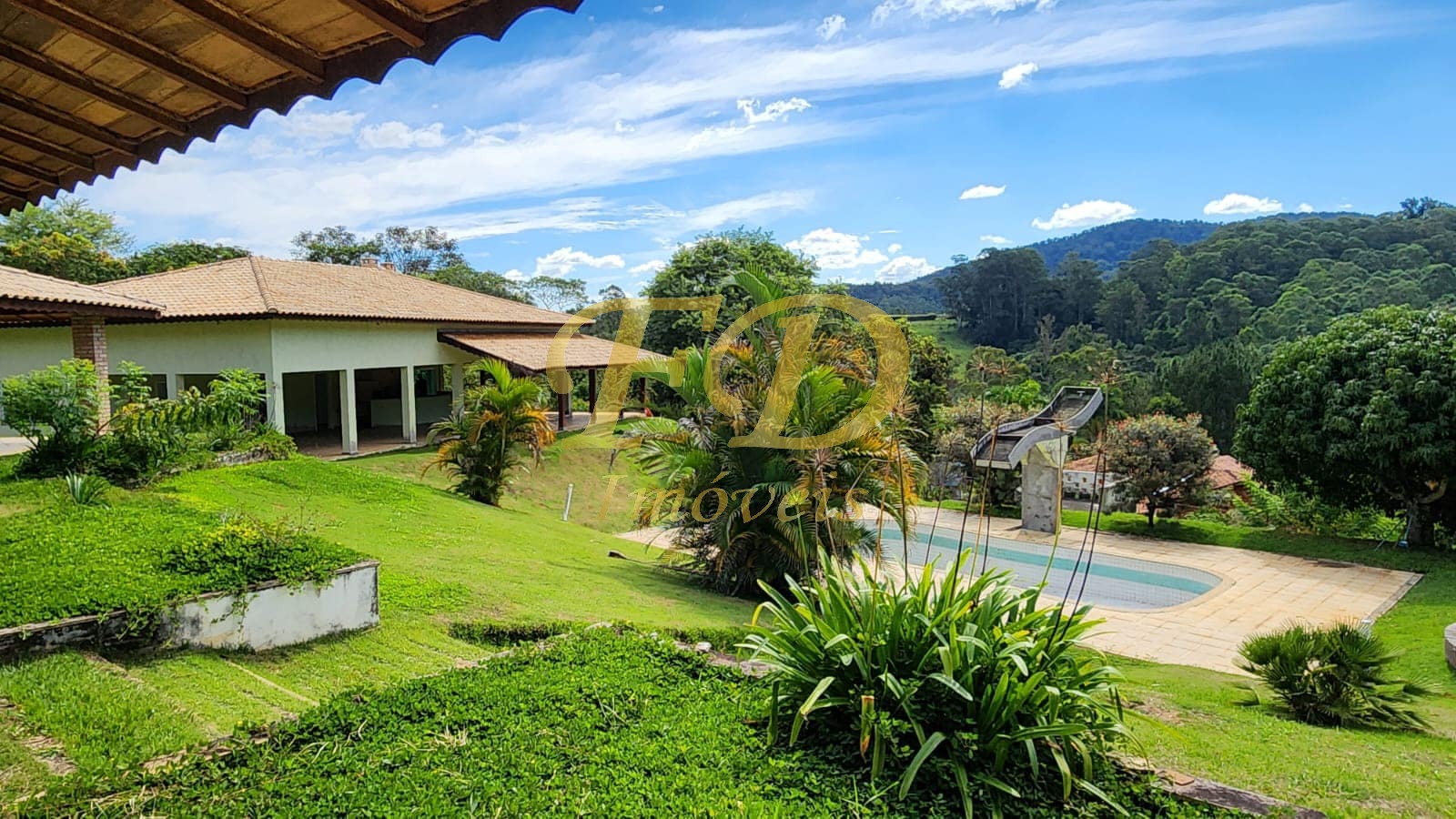 Fazenda à venda com 7 quartos, 900m² - Foto 5