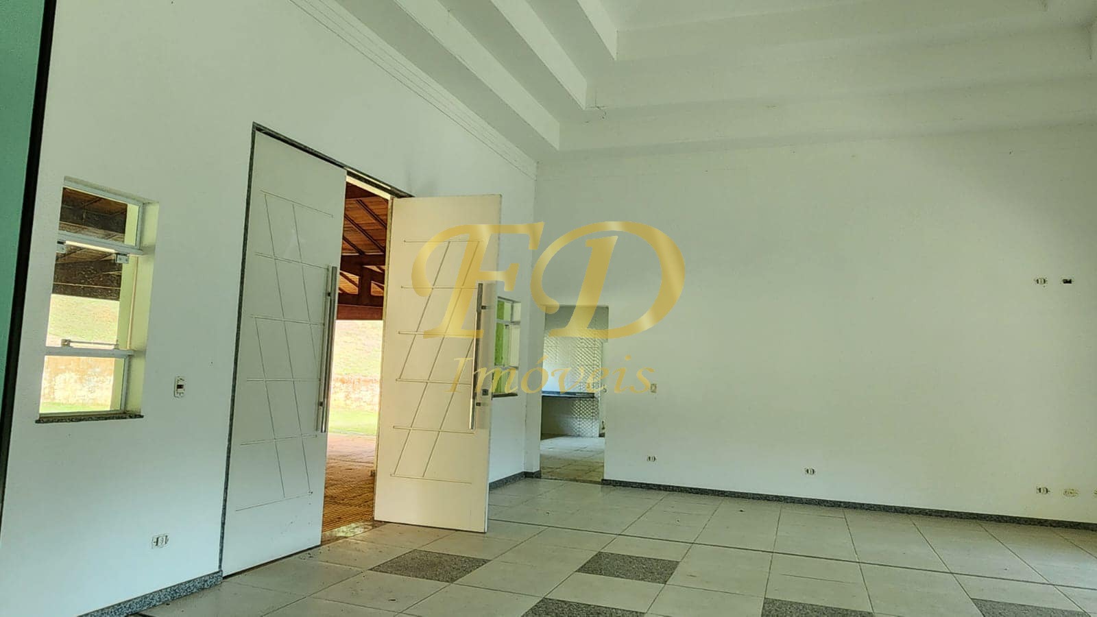 Fazenda à venda com 7 quartos, 900m² - Foto 15