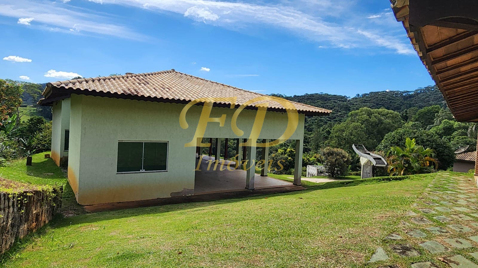 Fazenda à venda com 7 quartos, 900m² - Foto 27