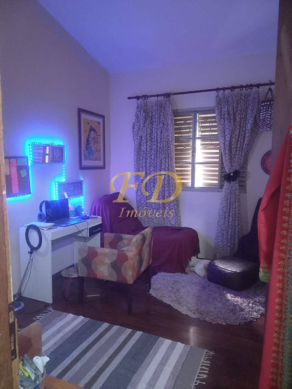 Casa à venda com 4 quartos, 230m² - Foto 24