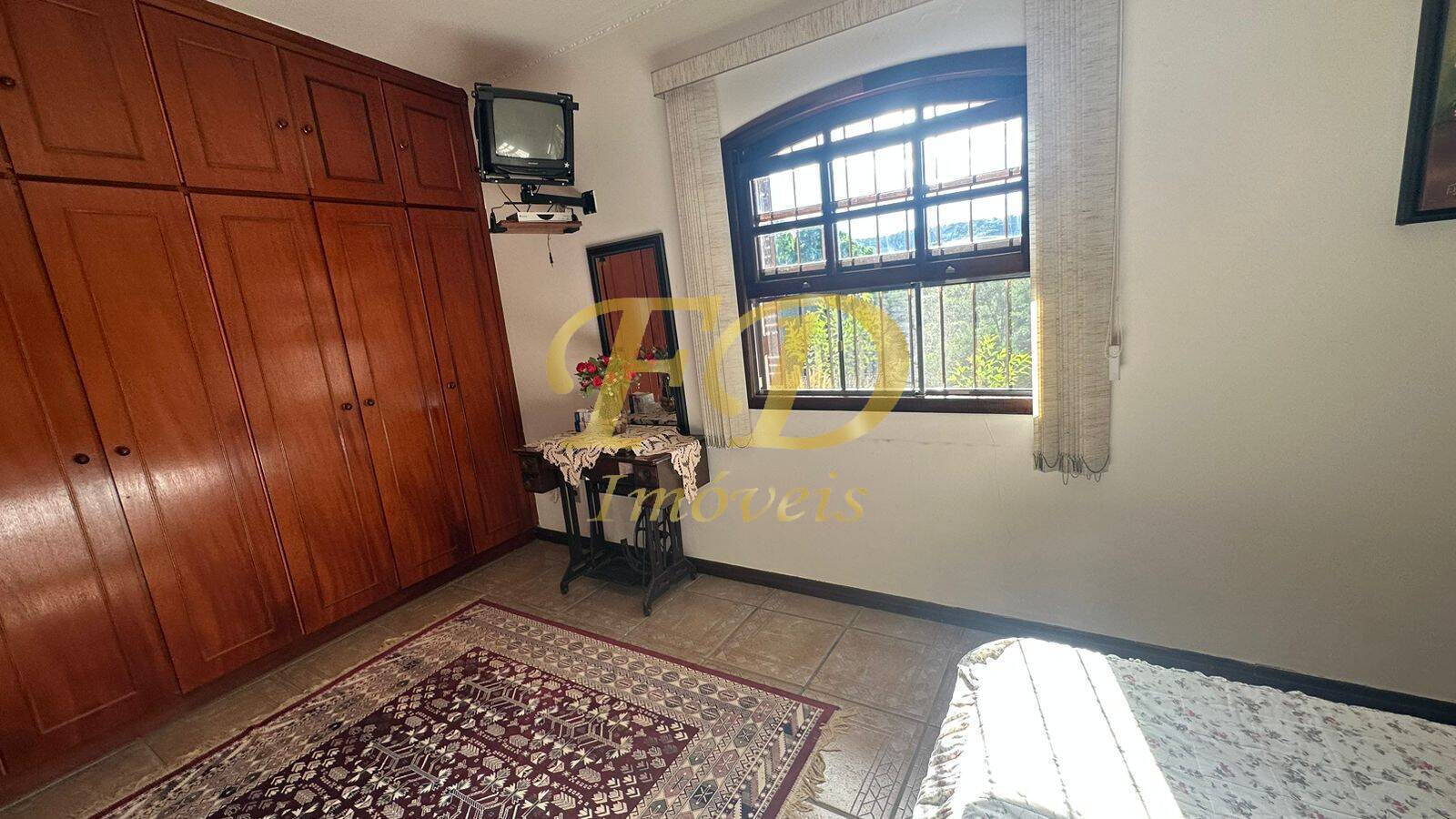 Fazenda à venda com 3 quartos, 600m² - Foto 24