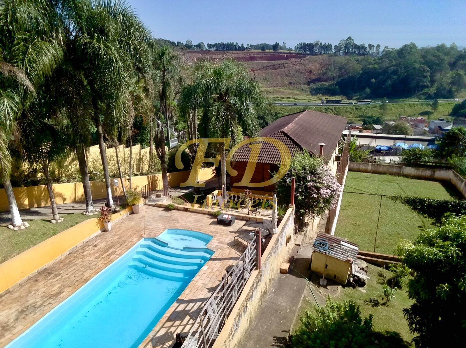 Fazenda à venda com 4 quartos, 350m² - Foto 3