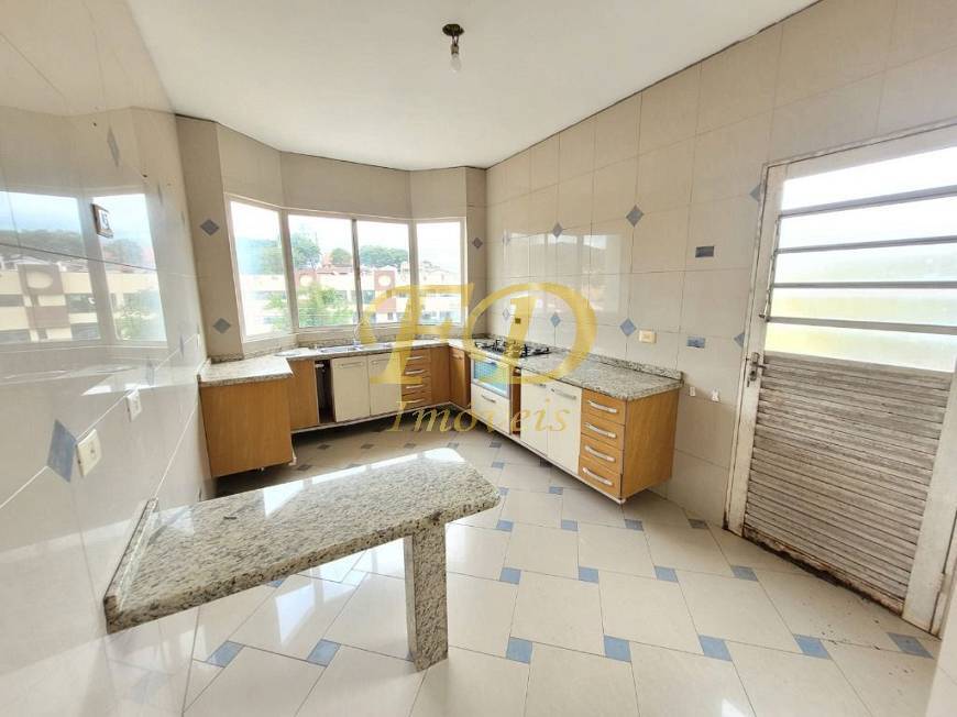 Casa à venda e aluguel com 4 quartos, 280m² - Foto 6