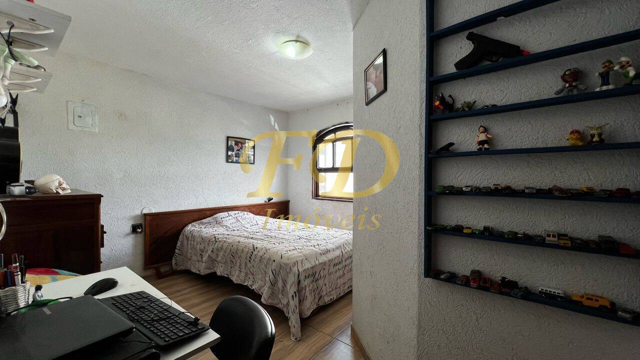 Casa à venda com 3 quartos, 190m² - Foto 4