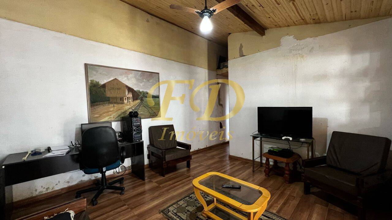 Casa à venda com 3 quartos, 190m² - Foto 9