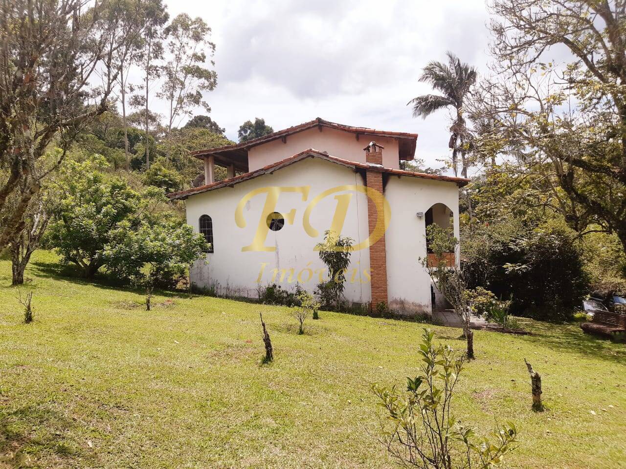 Fazenda à venda com 6 quartos, 600m² - Foto 32