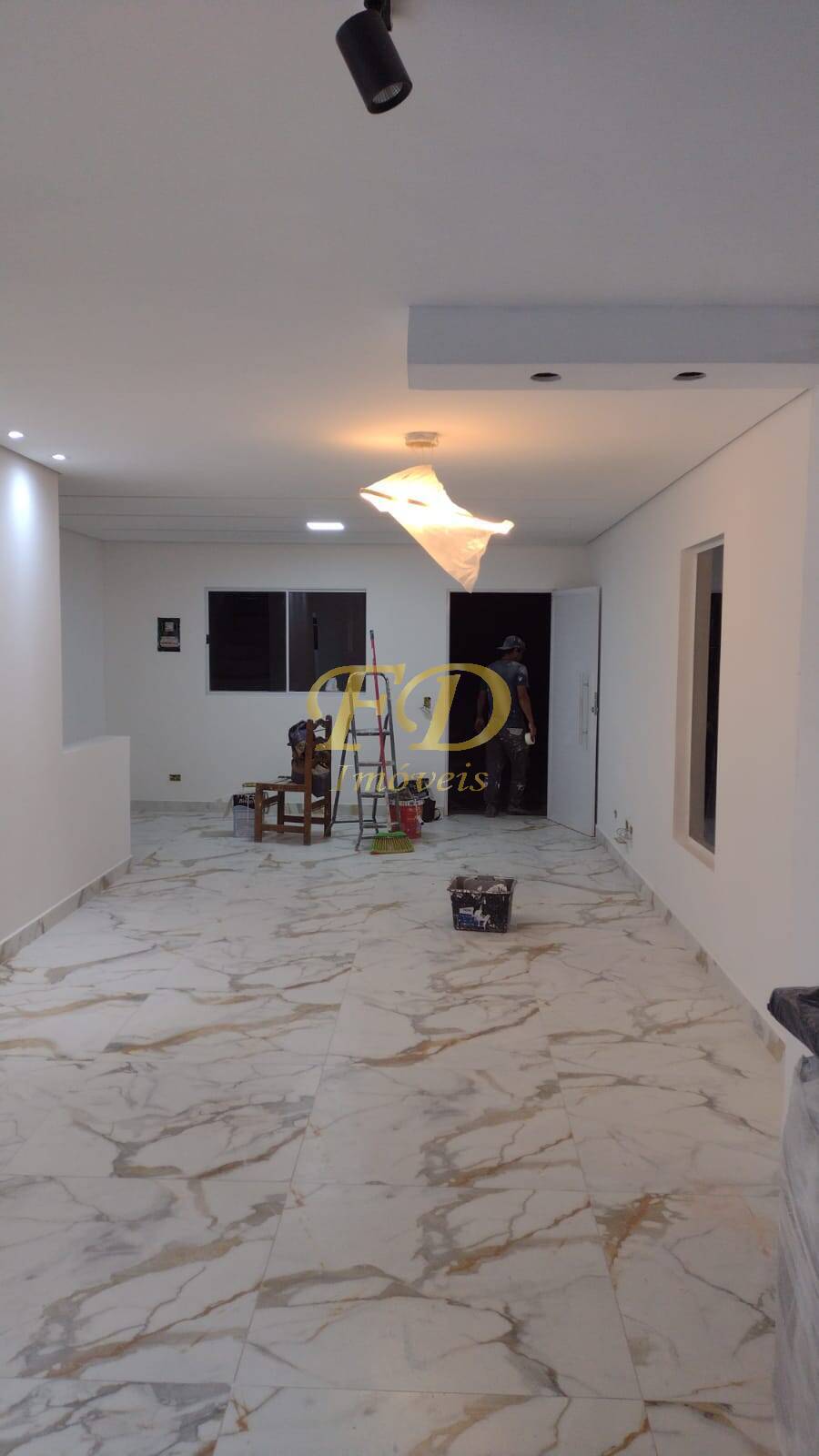 Casa à venda com 2 quartos, 108m² - Foto 7