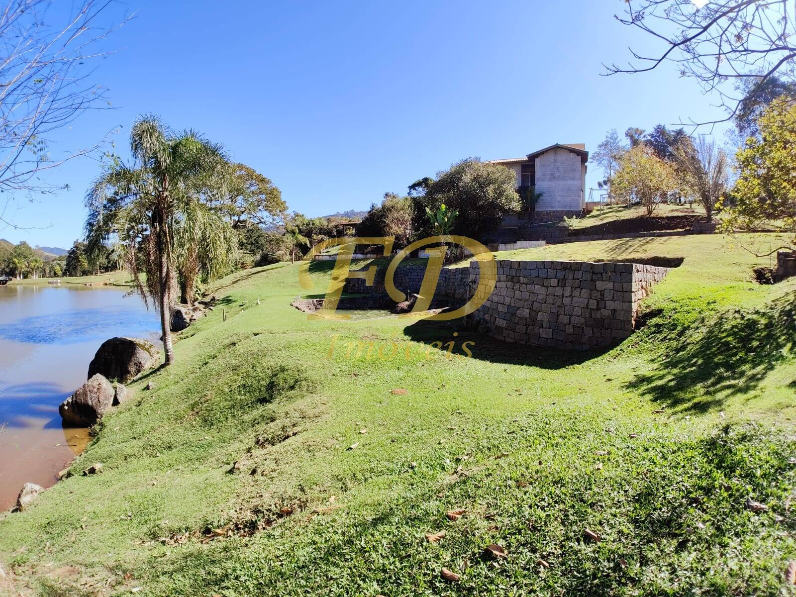 Fazenda à venda com 3 quartos, 500m² - Foto 14