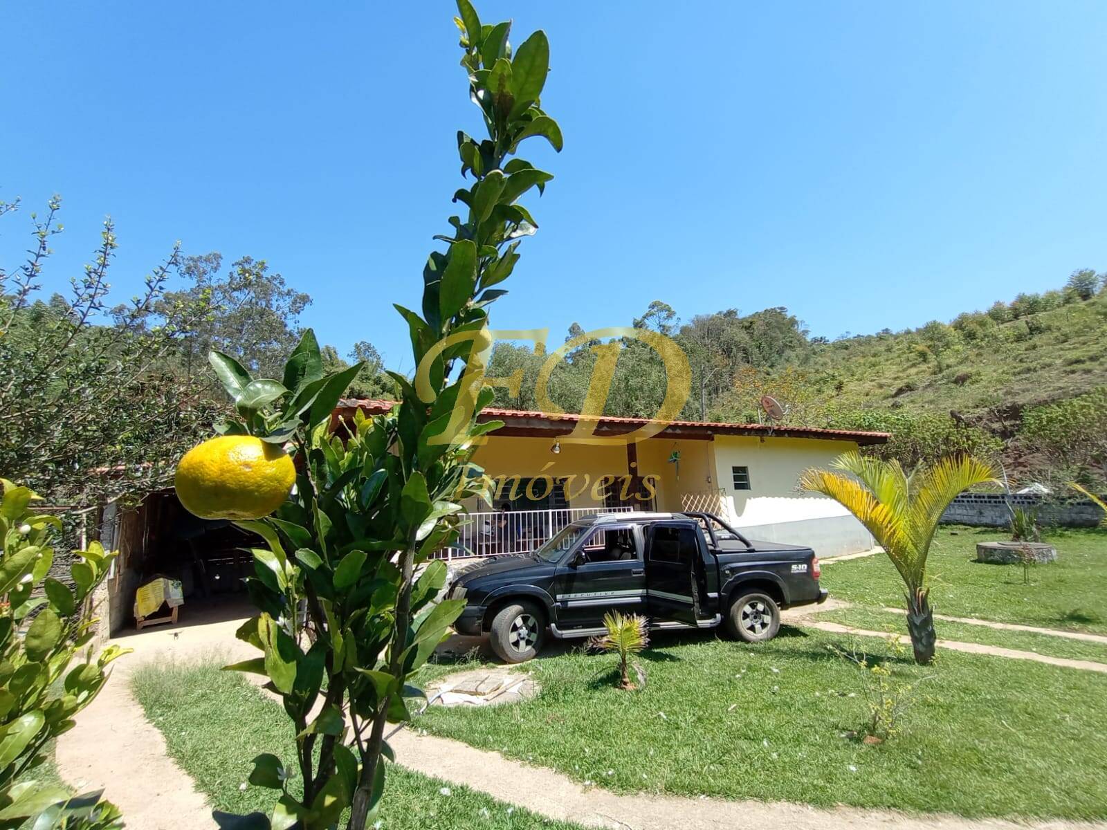 Fazenda à venda com 2 quartos, 80m² - Foto 41