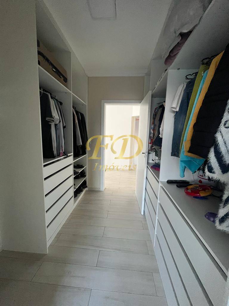 Casa à venda com 3 quartos, 262m² - Foto 18