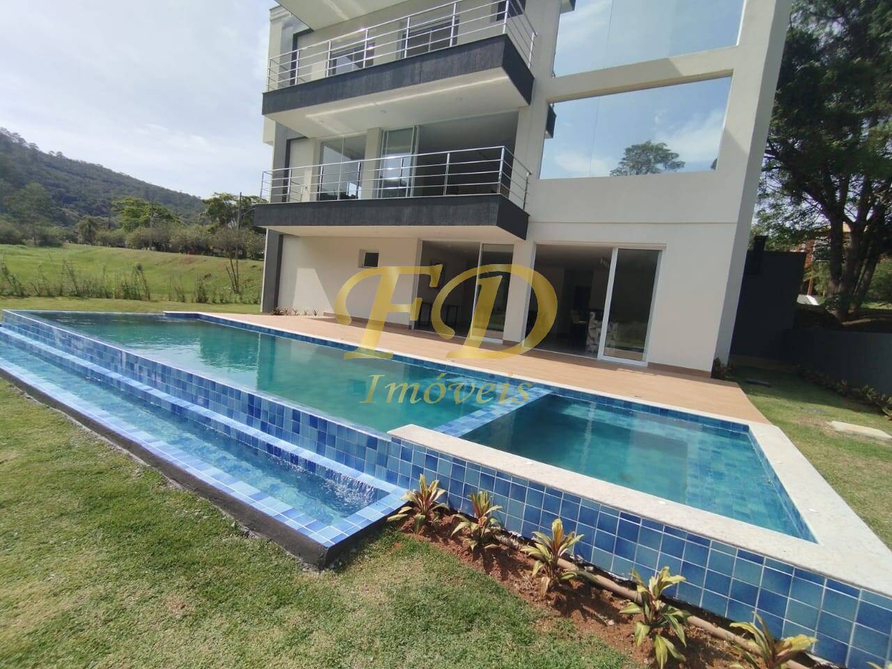 Casa de Condomínio à venda com 5 quartos, 500m² - Foto 8