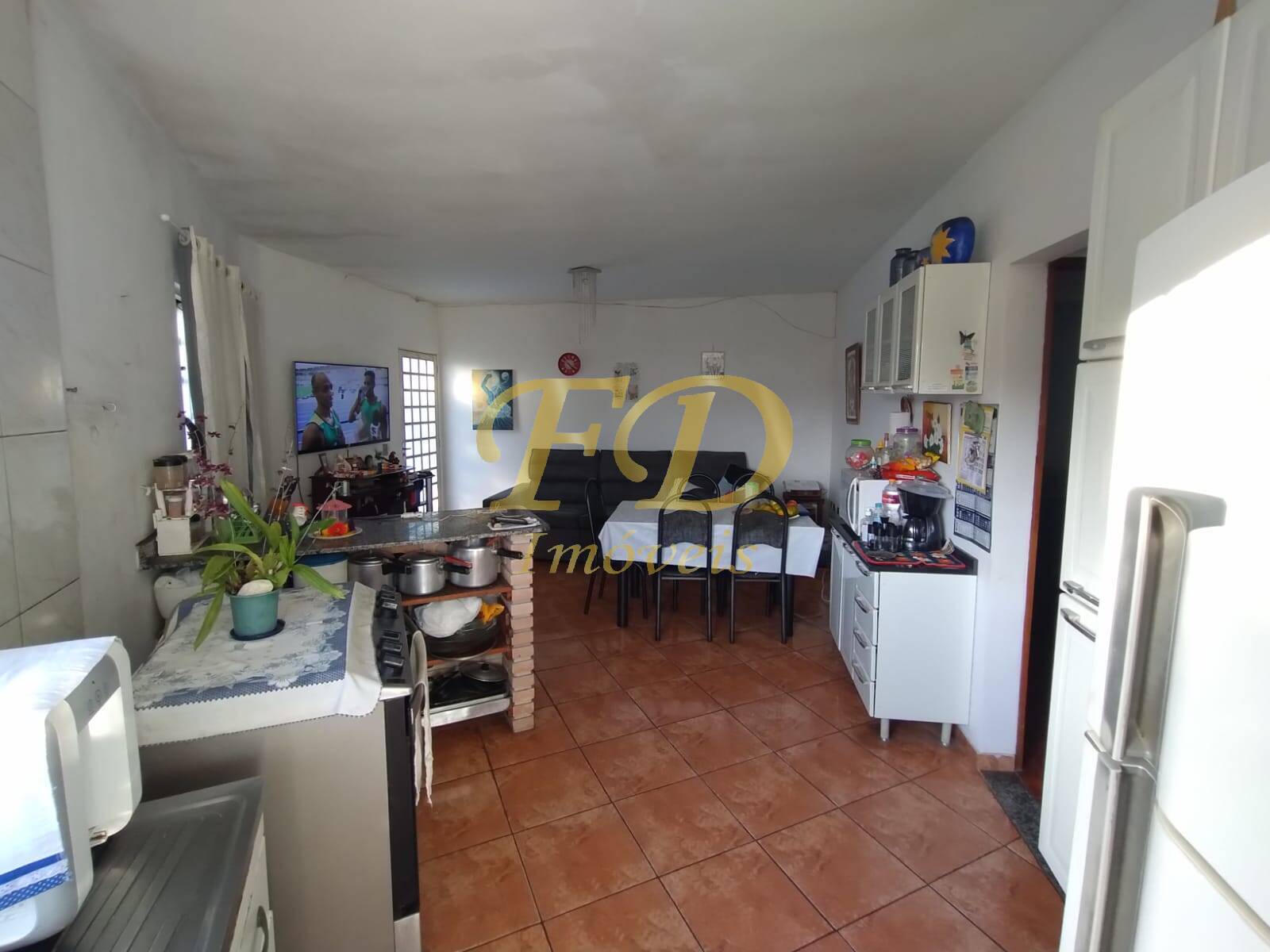 Casa à venda com 2 quartos, 80m² - Foto 19