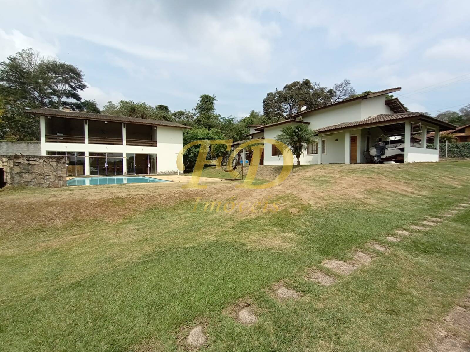 Fazenda à venda com 3 quartos, 240m² - Foto 14