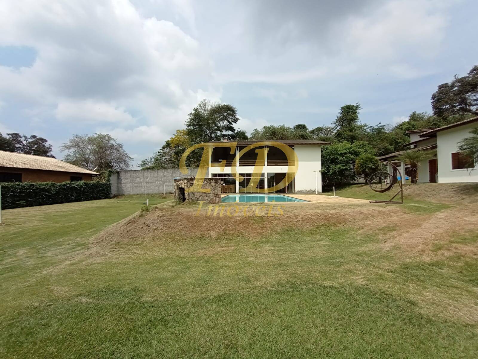 Fazenda à venda com 3 quartos, 240m² - Foto 33