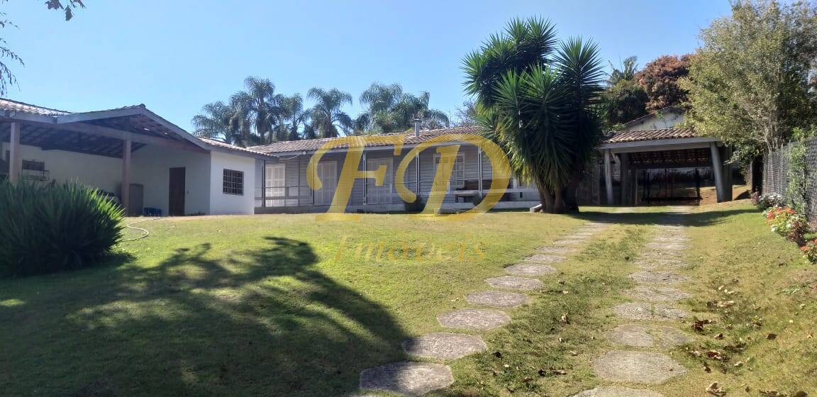 Fazenda à venda com 2 quartos, 200m² - Foto 2