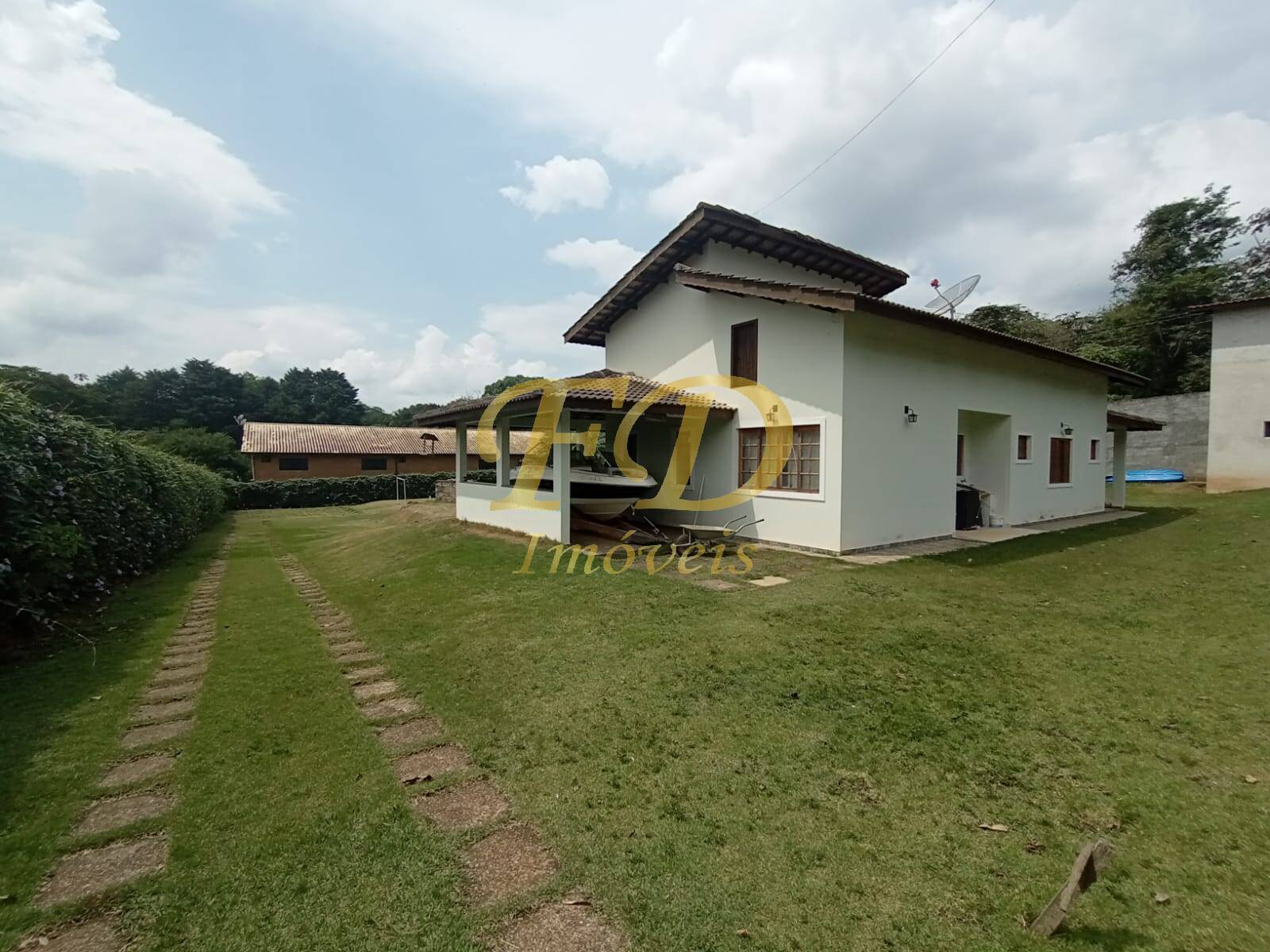 Fazenda à venda com 3 quartos, 240m² - Foto 33