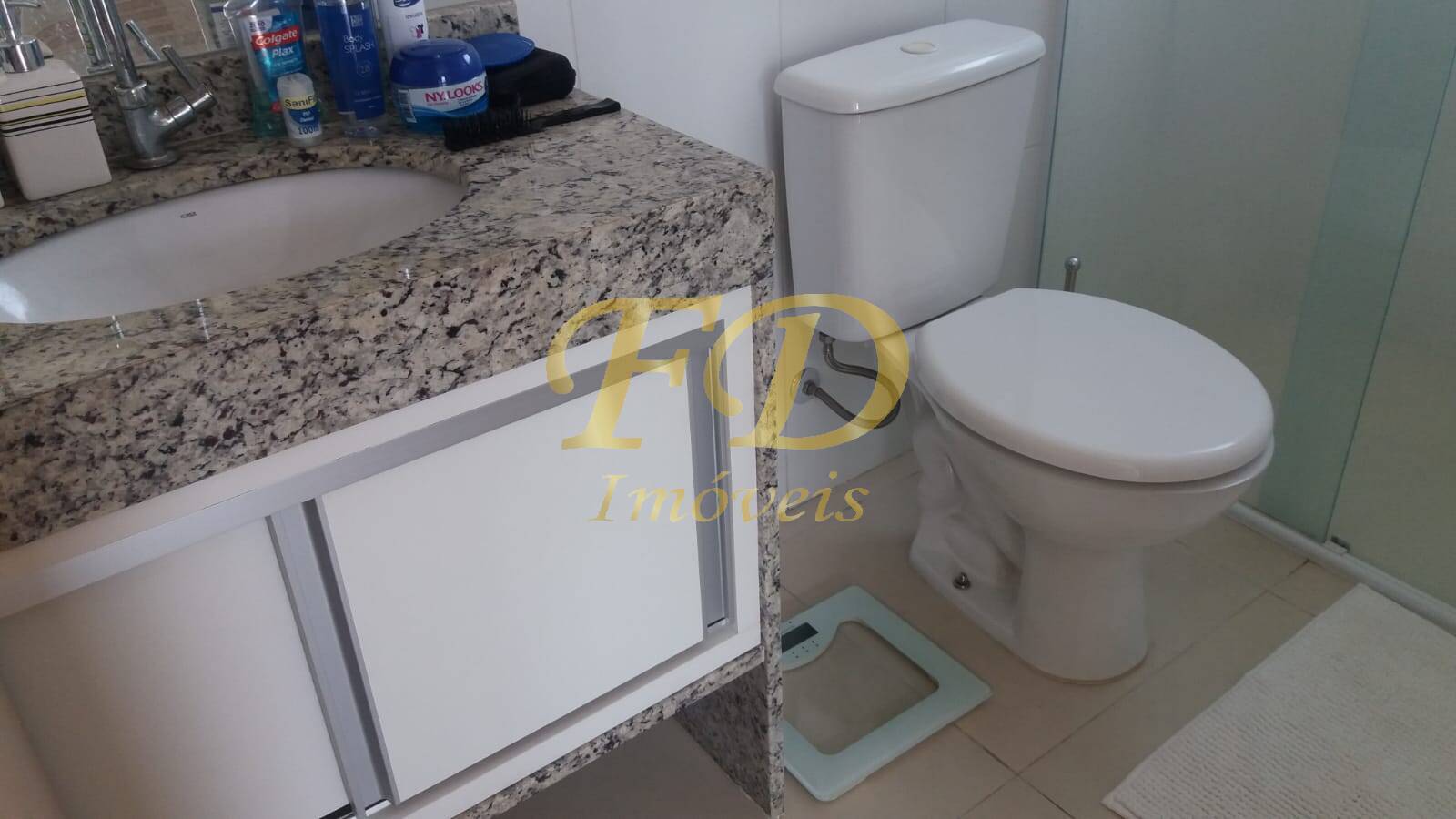 Apartamento para alugar com 2 quartos, 75m² - Foto 17