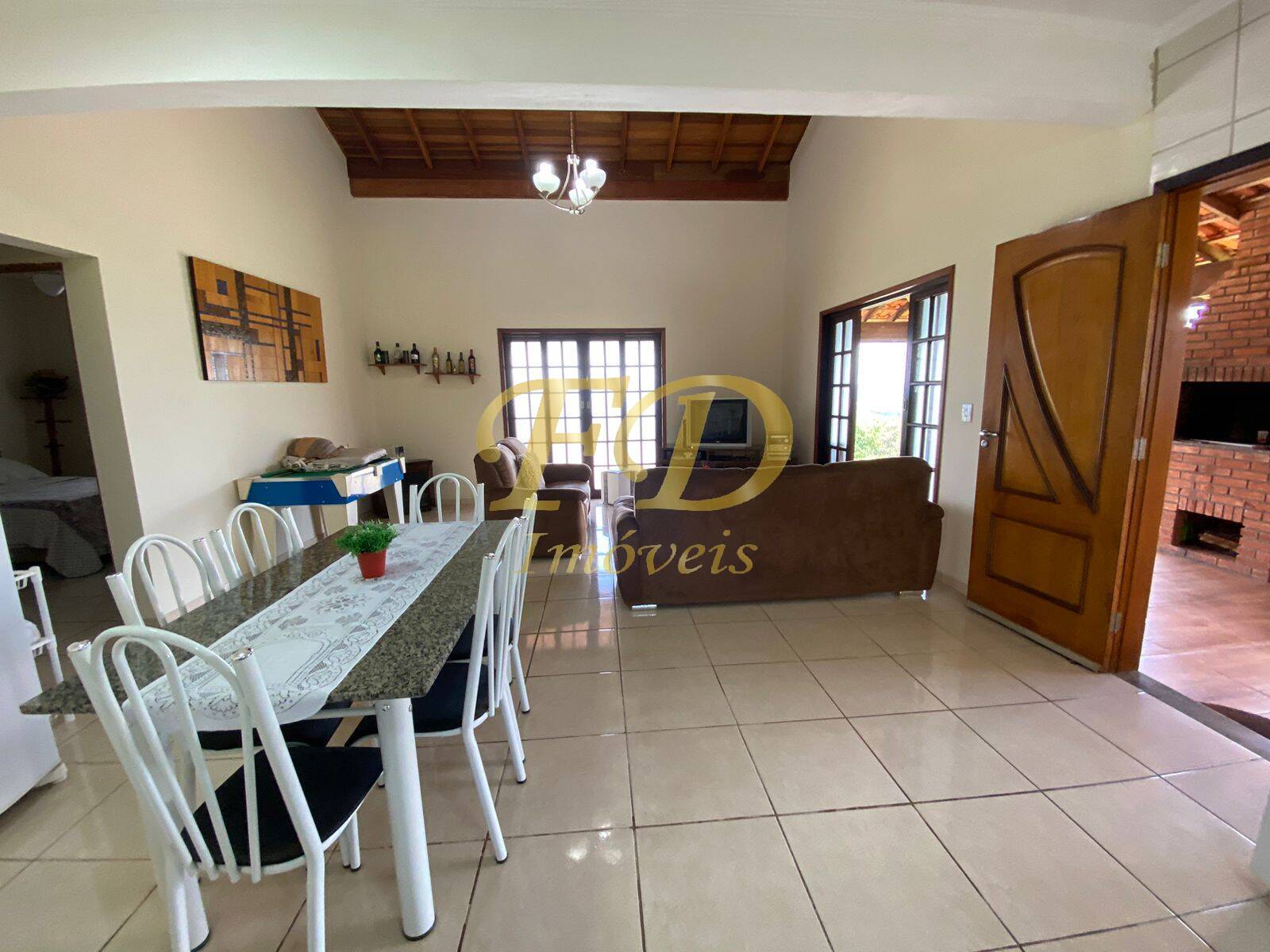 Fazenda à venda com 2 quartos, 169m² - Foto 13