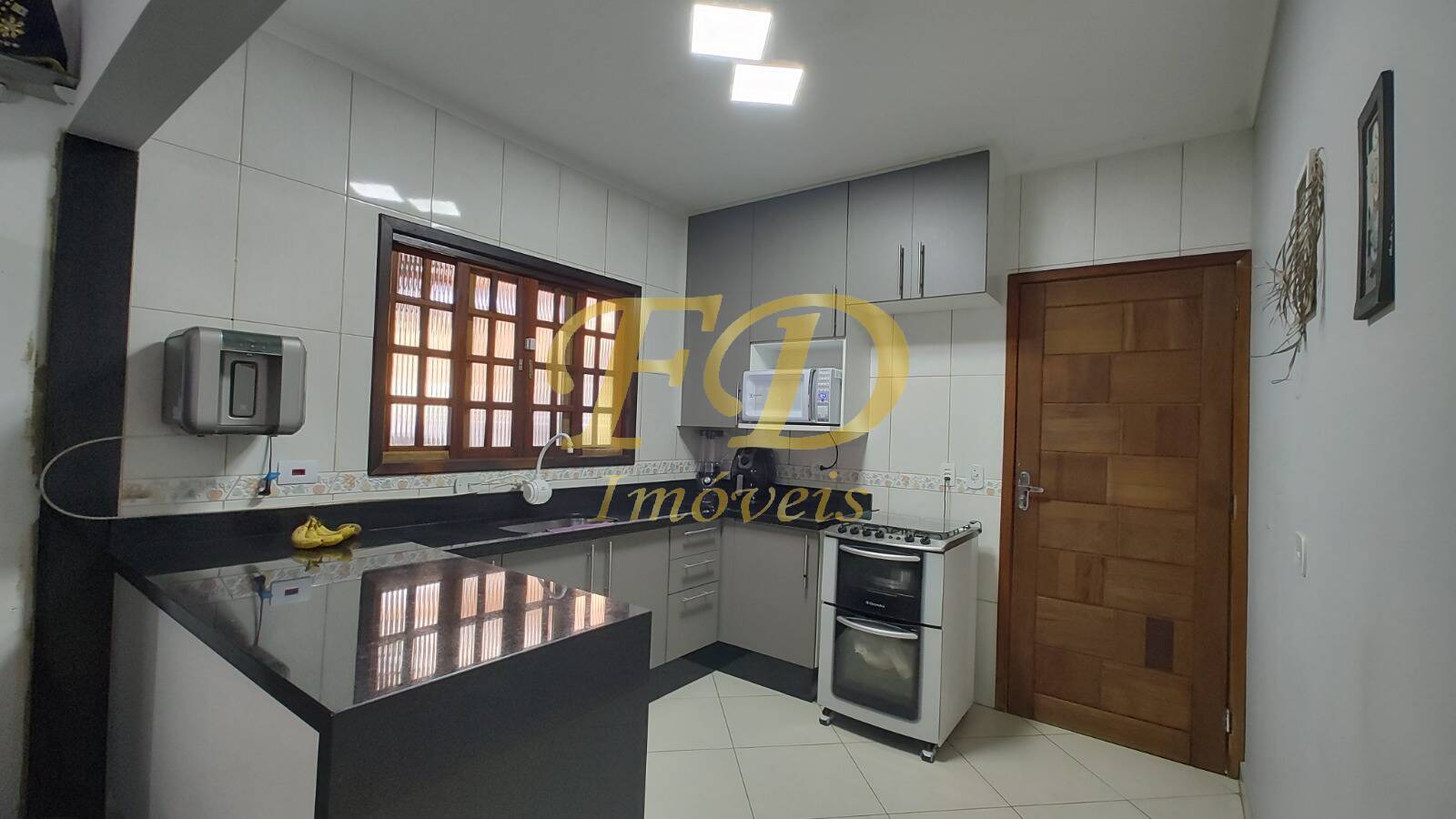 Casa à venda com 3 quartos, 155m² - Foto 10