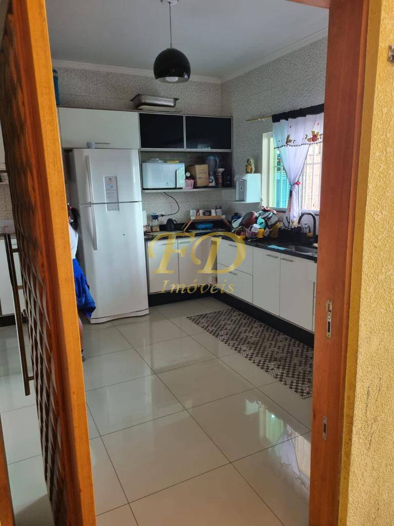 Casa à venda com 2 quartos, 136m² - Foto 18