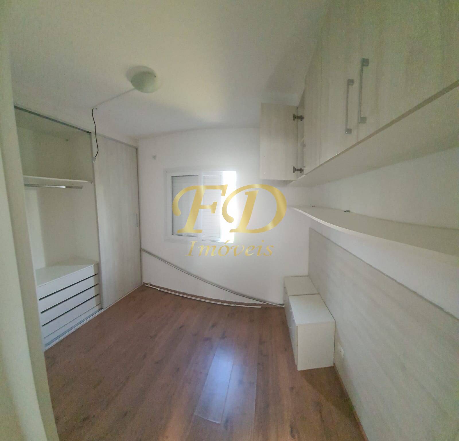 Apartamento à venda com 3 quartos, 67m² - Foto 2