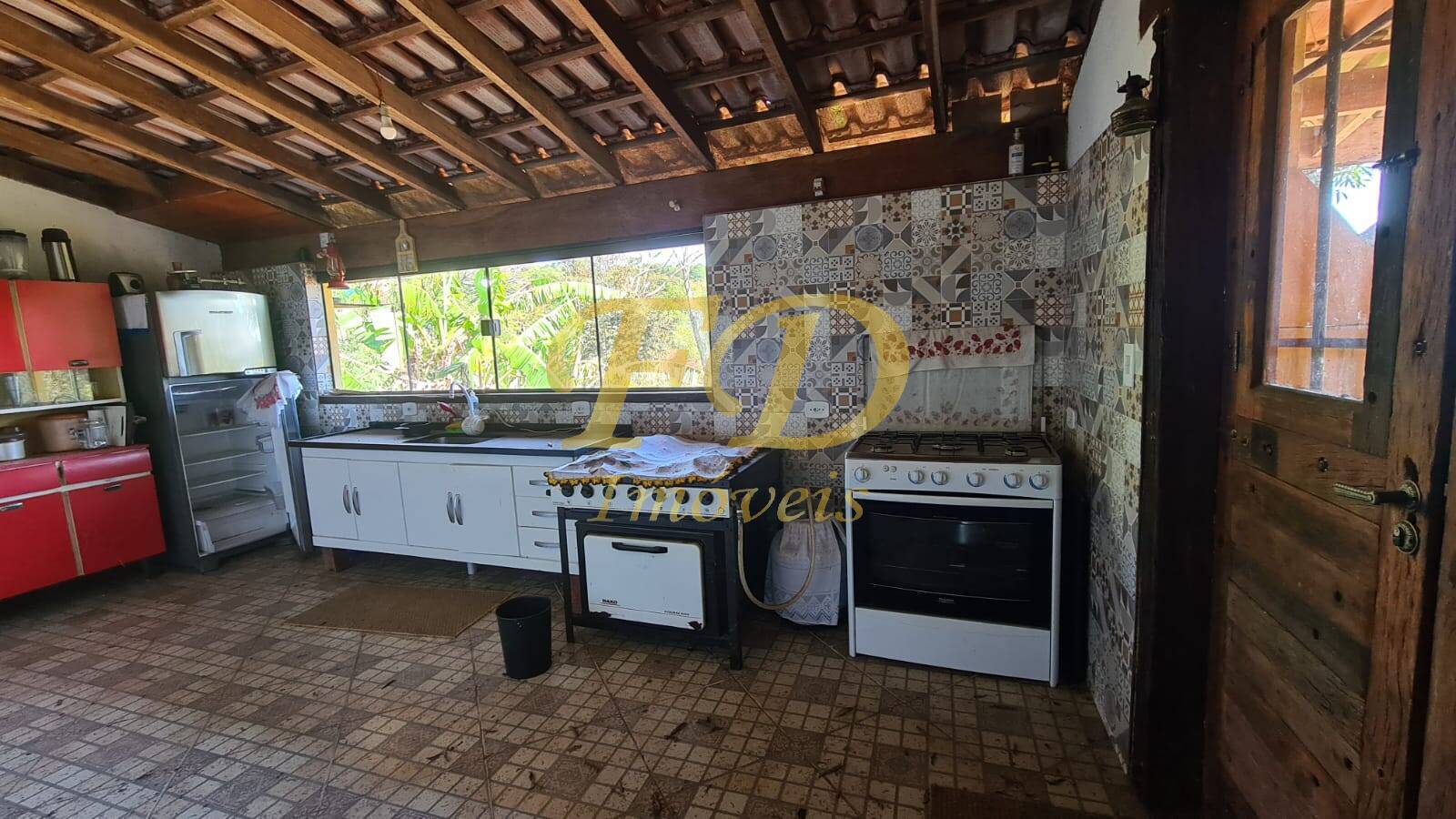 Fazenda à venda com 2 quartos, 150m² - Foto 13