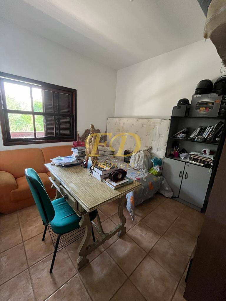 Fazenda à venda com 4 quartos, 314m² - Foto 8