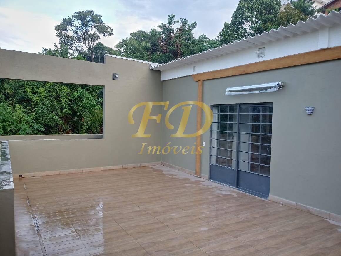 Casa à venda com 1 quarto, 130m² - Foto 3