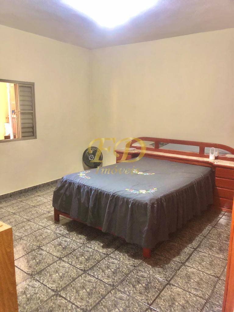 Casa à venda com 2 quartos, 132m² - Foto 2