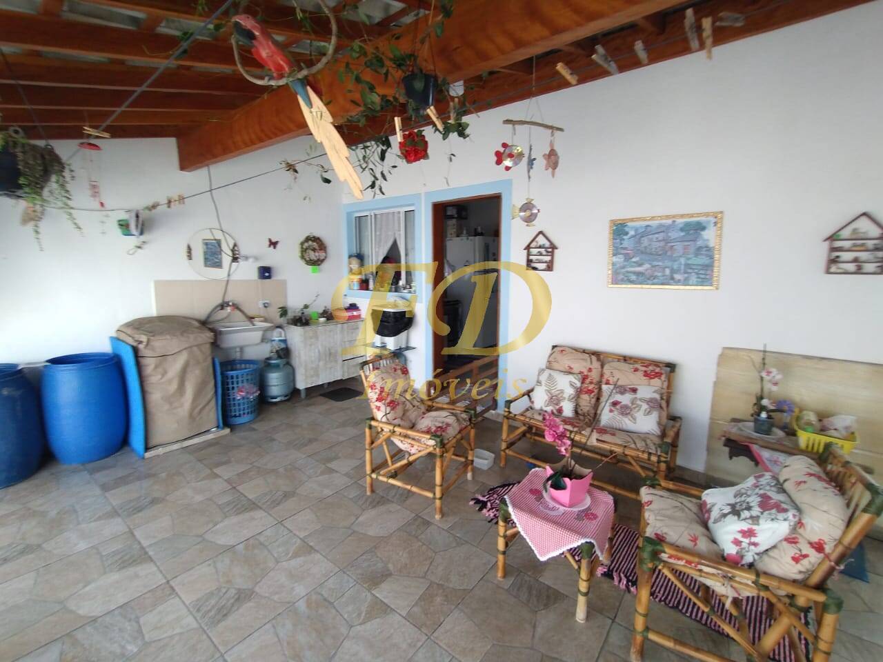 Fazenda à venda com 2 quartos, 150m² - Foto 2