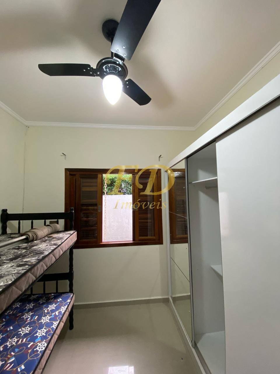 Casa para alugar com 3 quartos, 250m² - Foto 23