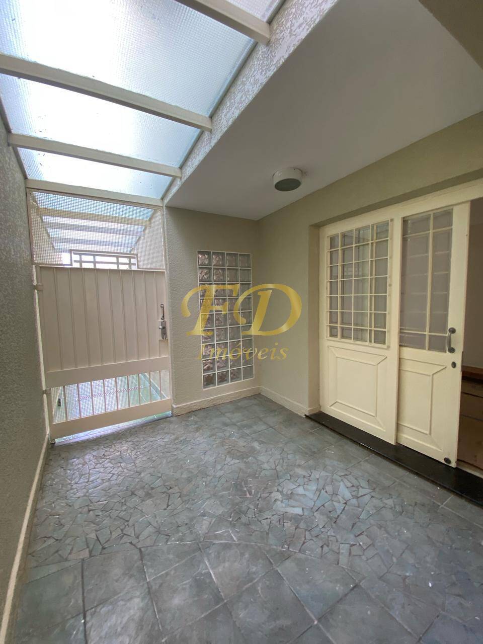 Casa para alugar com 4 quartos, 220m² - Foto 16