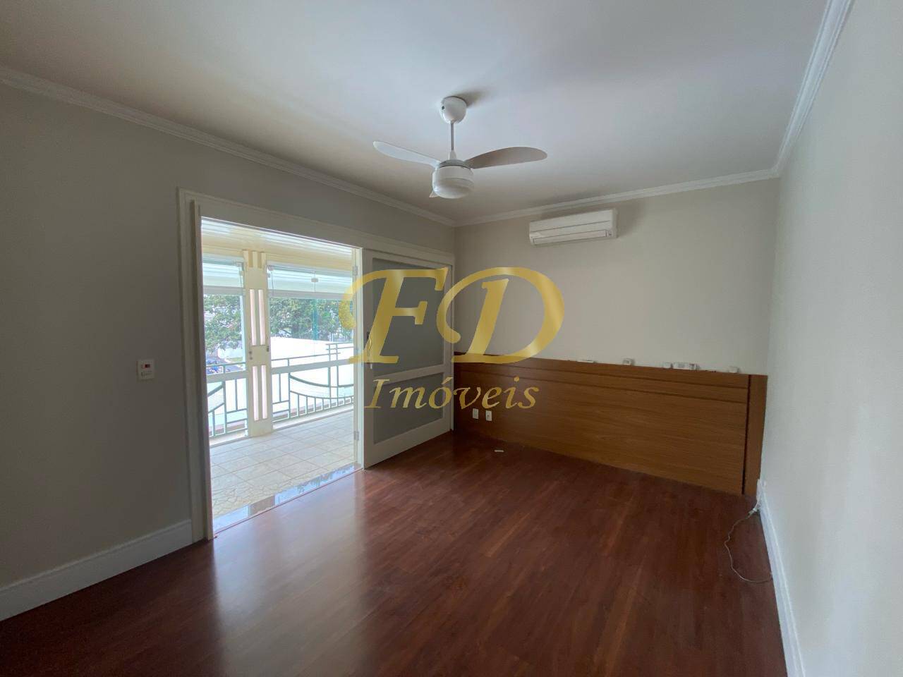 Casa para alugar com 4 quartos, 220m² - Foto 35