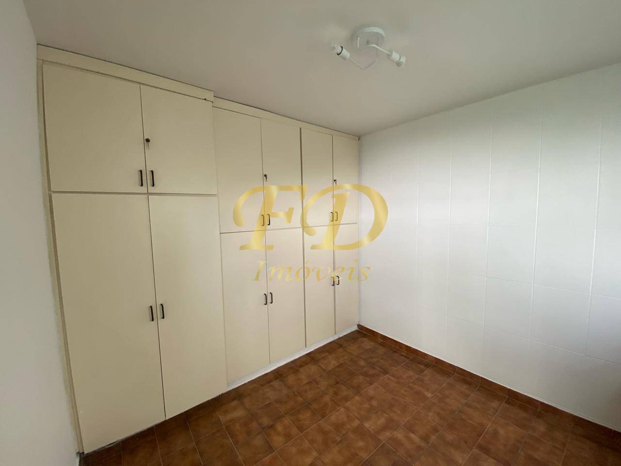 Casa para alugar com 4 quartos, 220m² - Foto 37