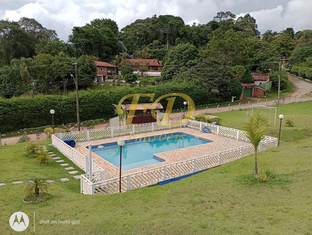 Fazenda à venda e aluguel com 4 quartos, 313m² - Foto 1