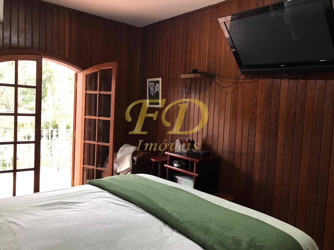 Casa de Condomínio para alugar com 3 quartos, 231m² - Foto 21