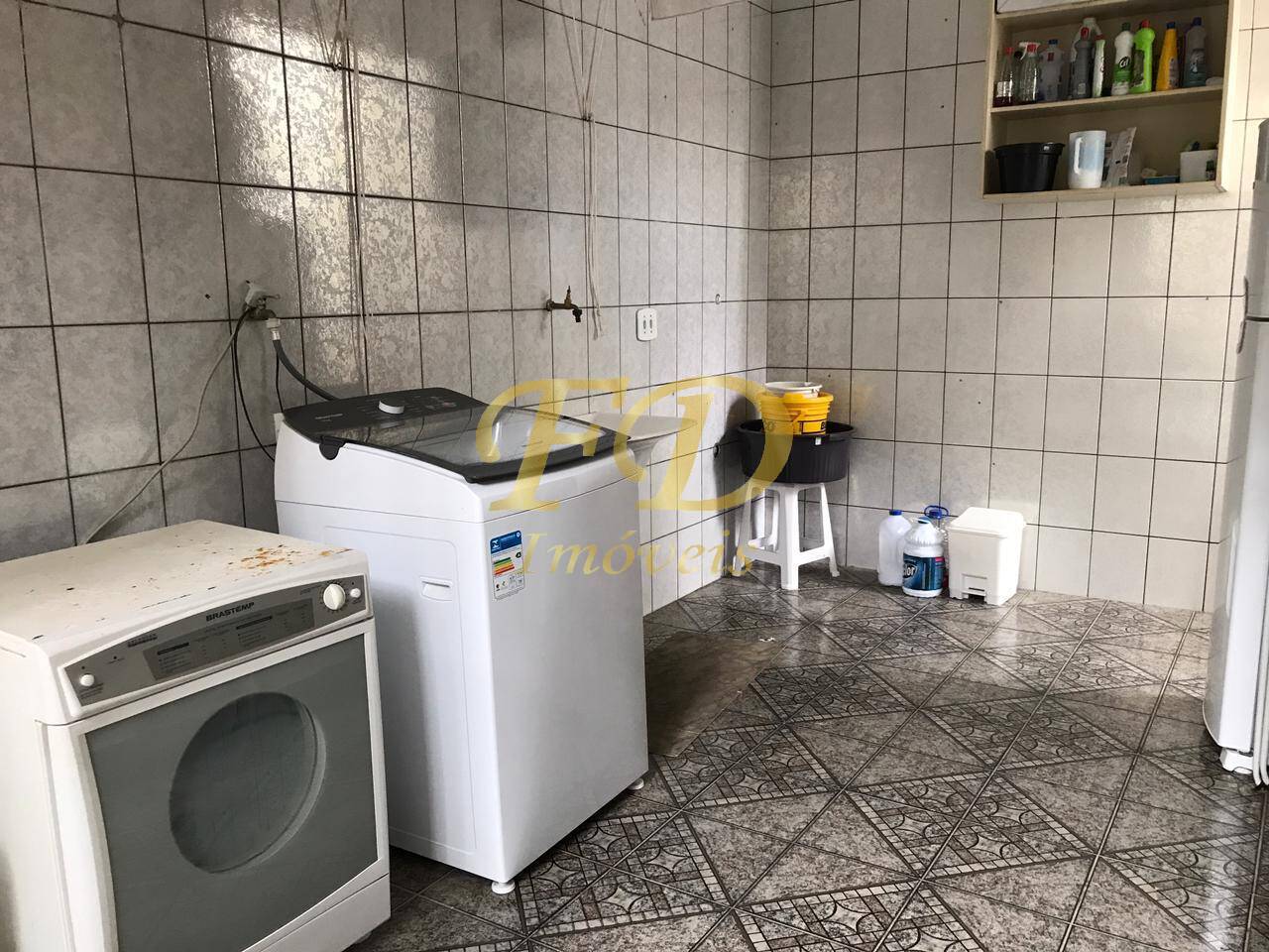 Casa de Condomínio para alugar com 3 quartos, 231m² - Foto 23