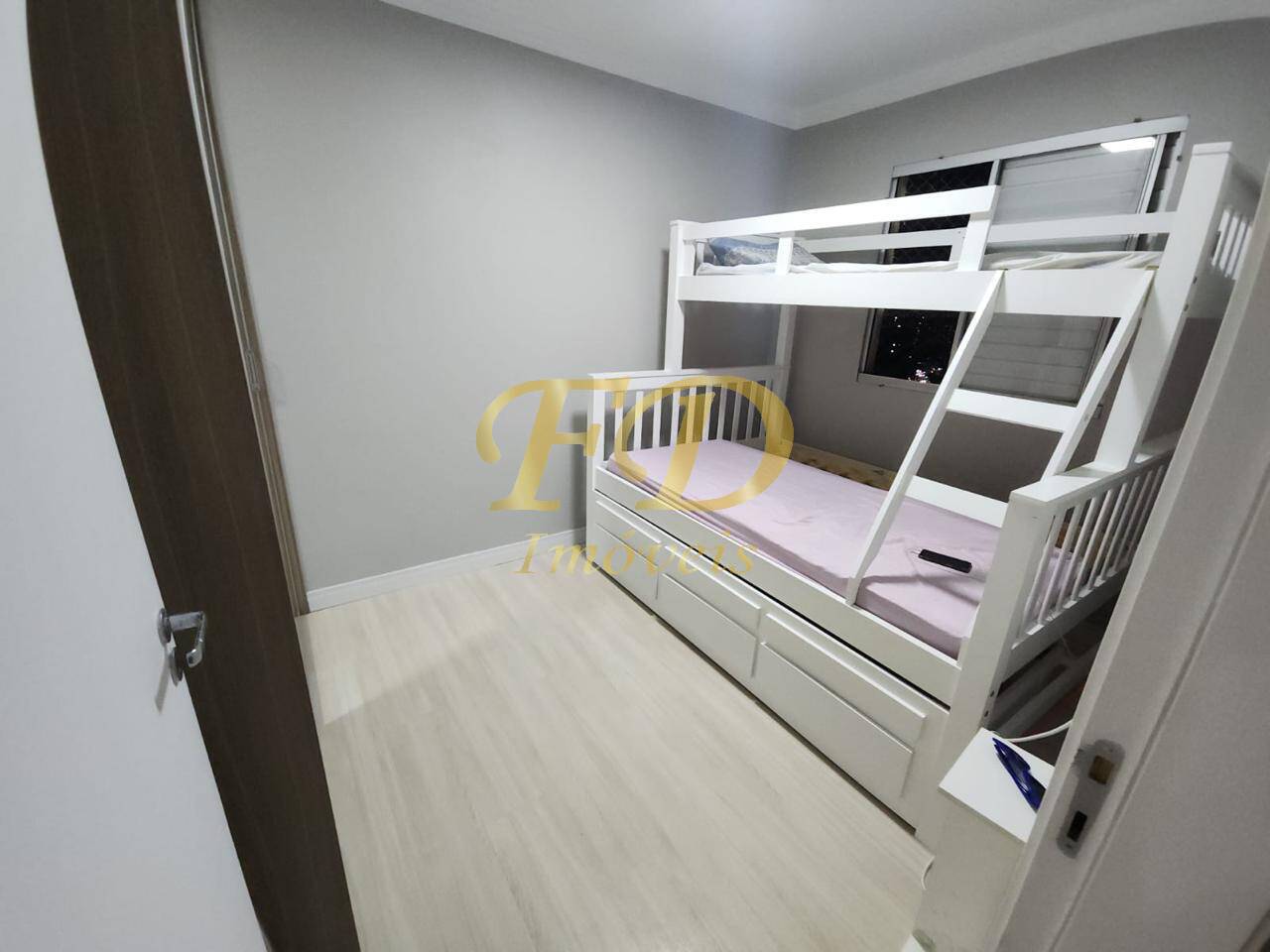 Apartamento à venda com 3 quartos, 76m² - Foto 7