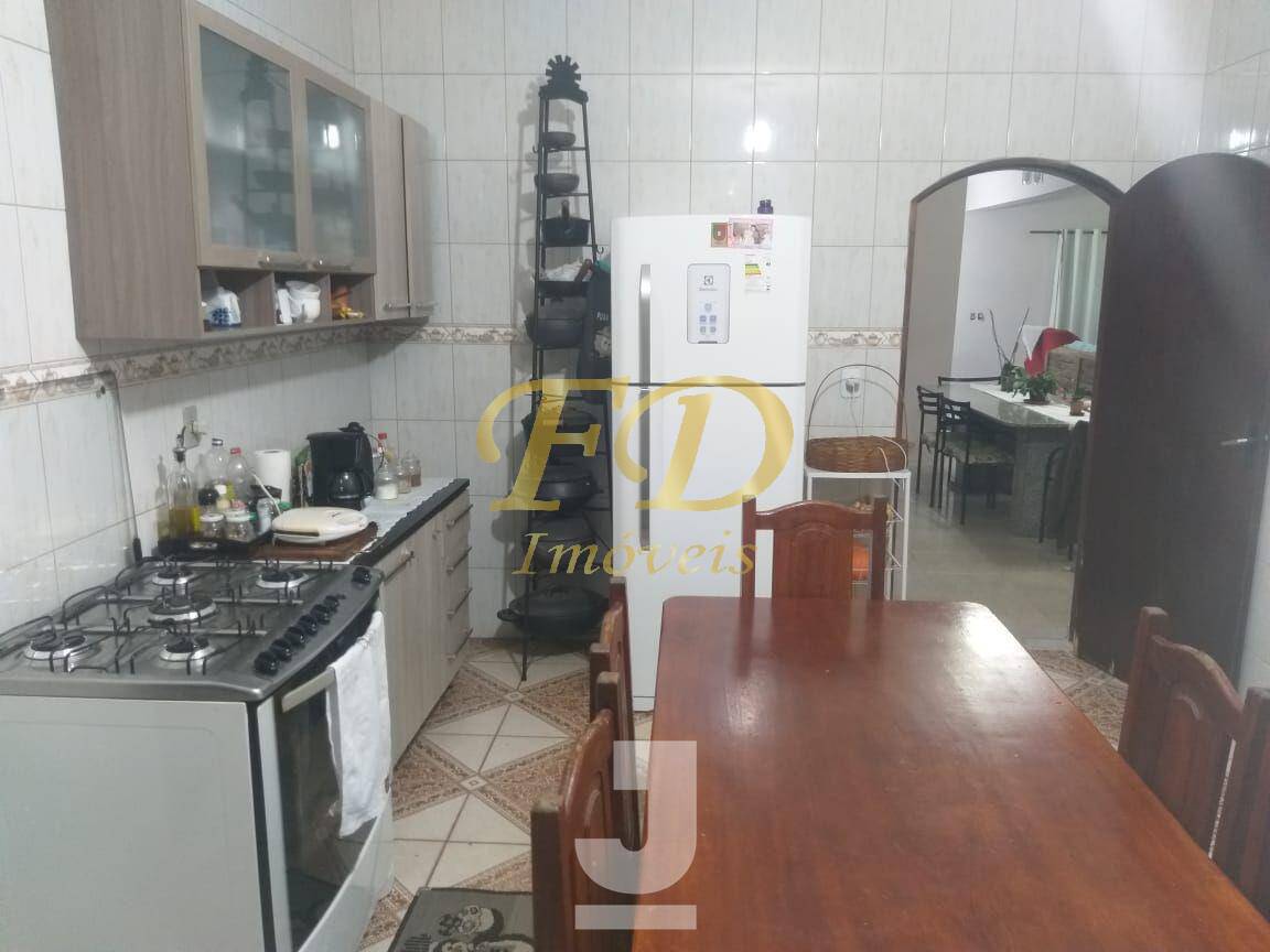 Fazenda à venda com 5 quartos, 650m² - Foto 15