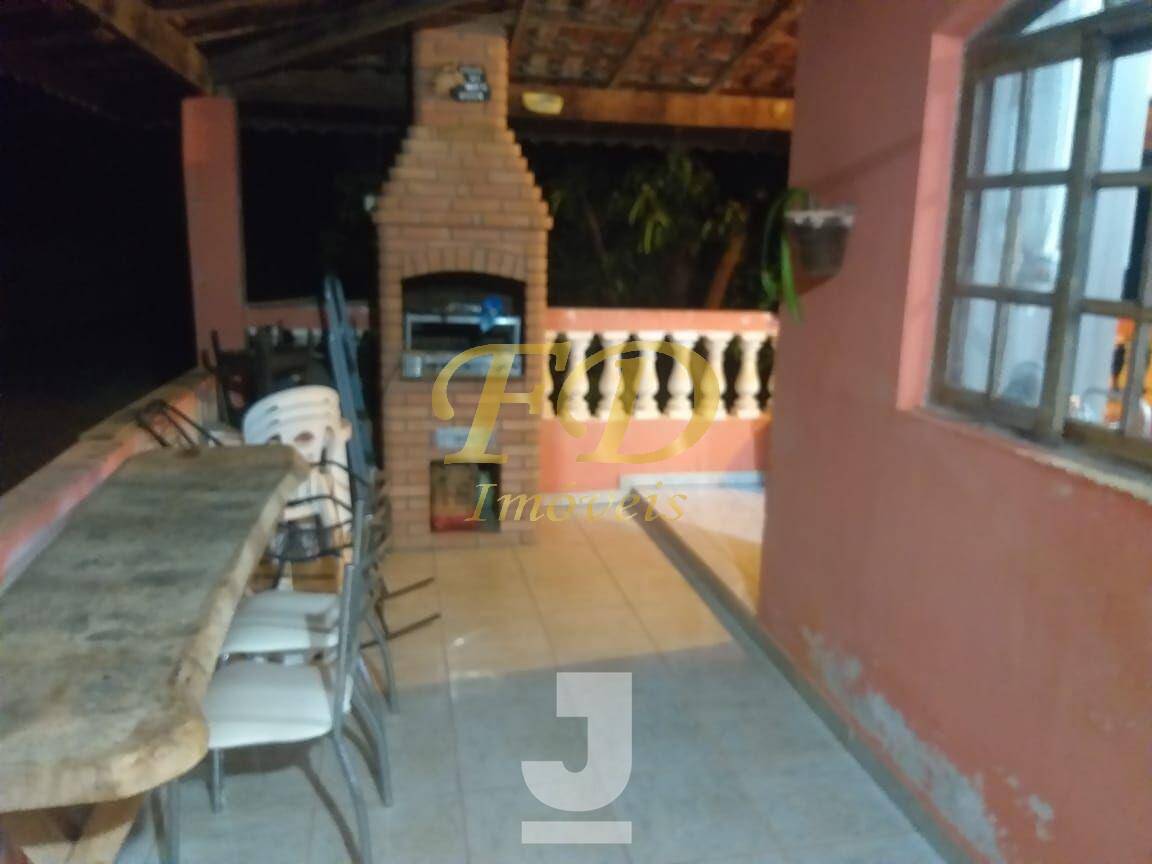 Fazenda à venda com 5 quartos, 650m² - Foto 13