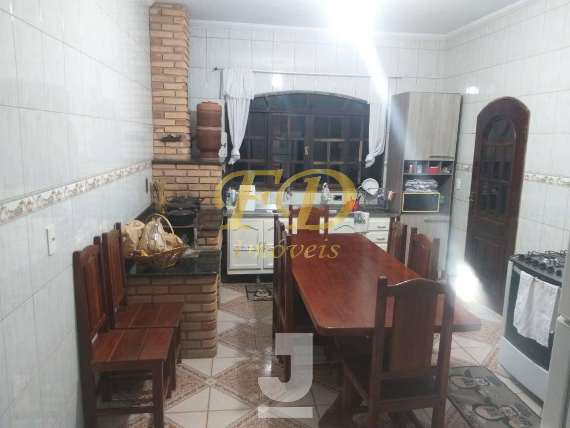 Fazenda à venda com 5 quartos, 650m² - Foto 16