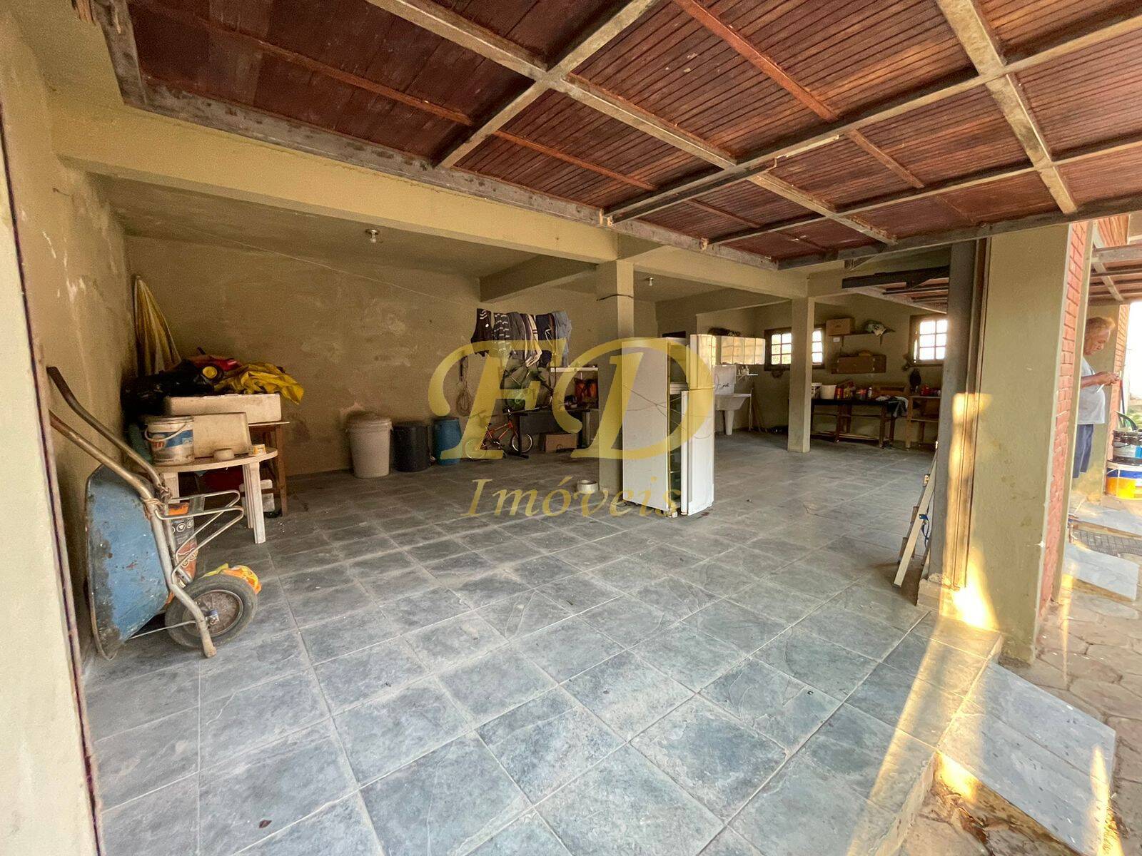 Fazenda à venda com 3 quartos, 2100m² - Foto 11