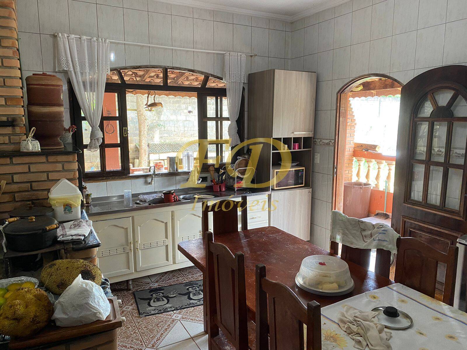 Fazenda à venda com 5 quartos, 650m² - Foto 33