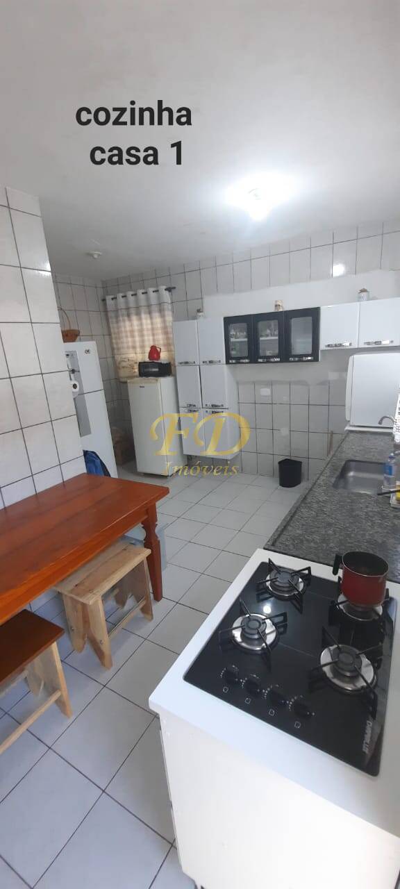 Casa à venda com 4 quartos, 302m² - Foto 7