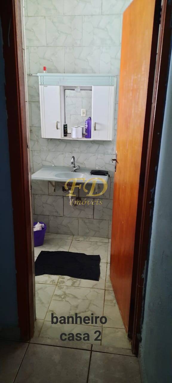 Casa à venda com 4 quartos, 302m² - Foto 13