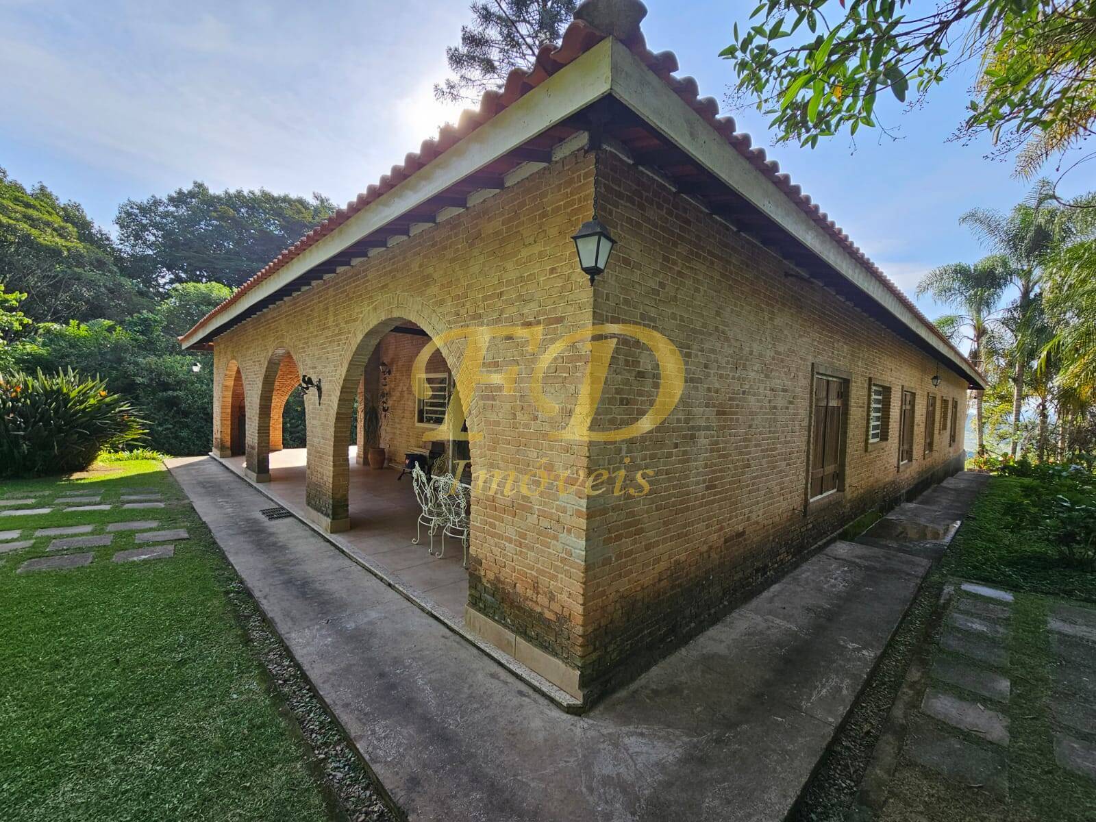 Fazenda à venda com 7 quartos, 450m² - Foto 31