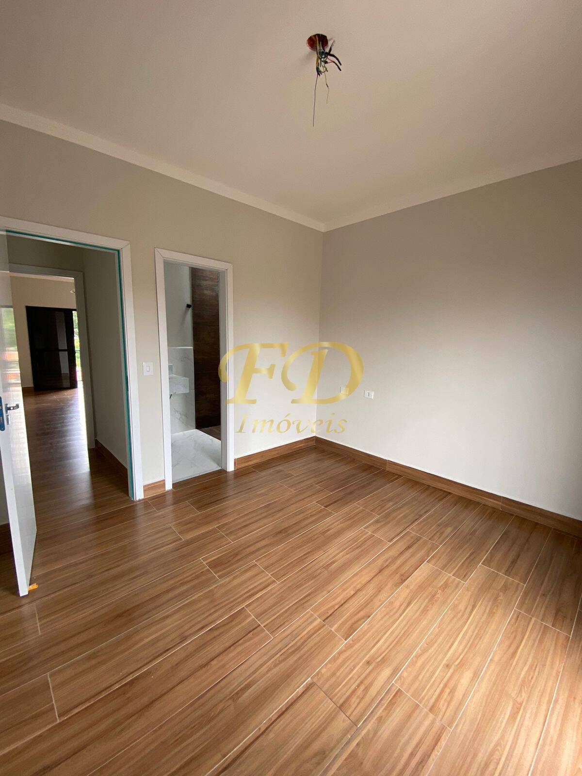 Casa à venda com 2 quartos, 86m² - Foto 5