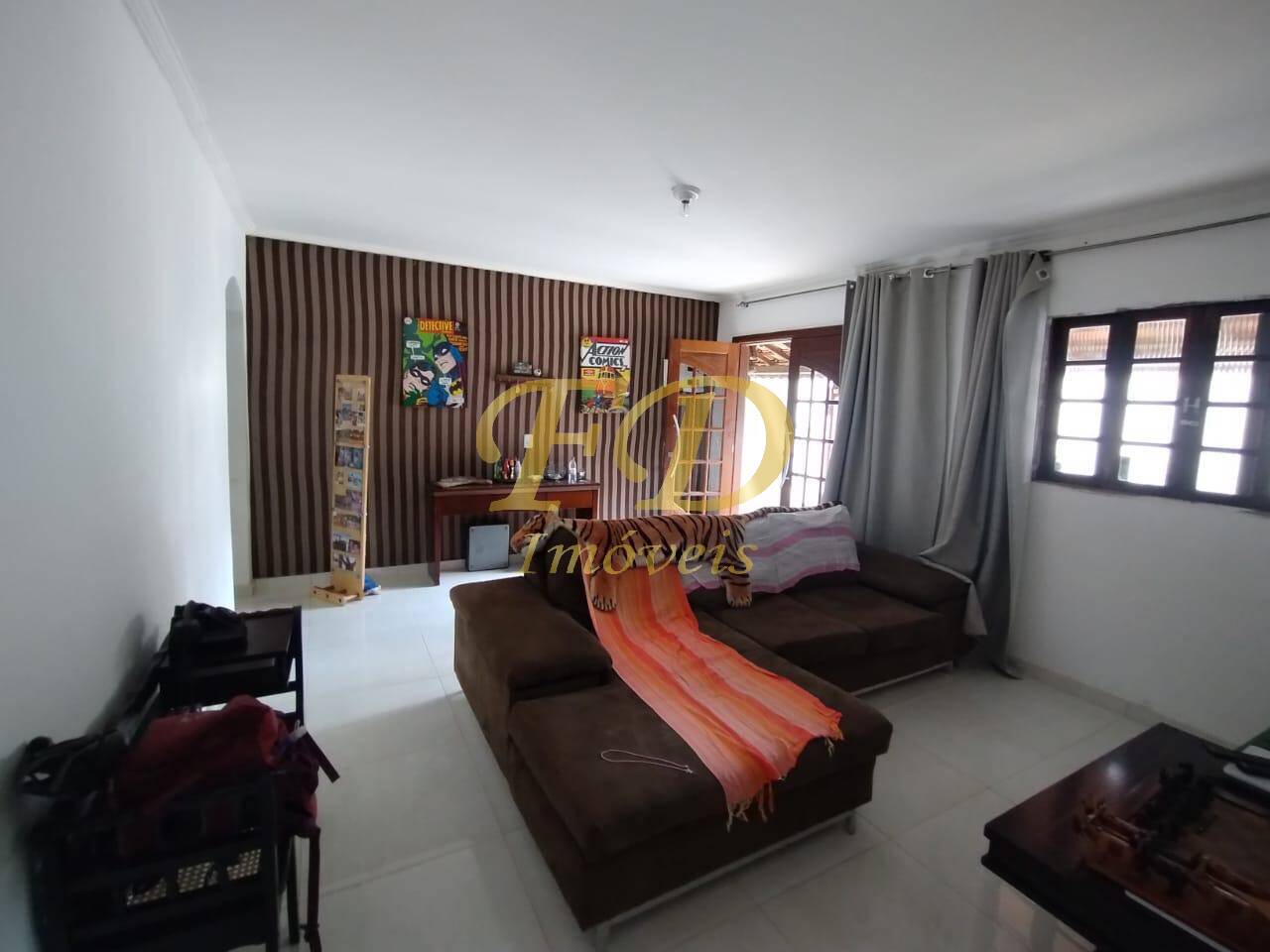 Casa à venda com 3 quartos, 150m² - Foto 8