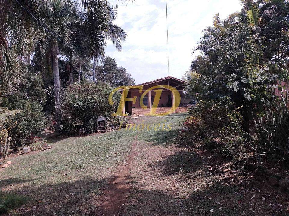 Fazenda à venda com 2 quartos, 280m² - Foto 1