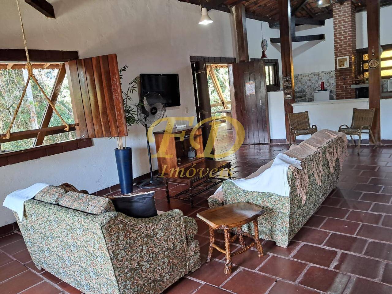 Fazenda à venda com 3 quartos, 900m² - Foto 8